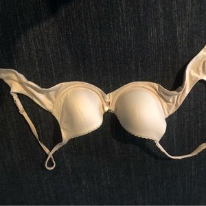 Padded push-up bra